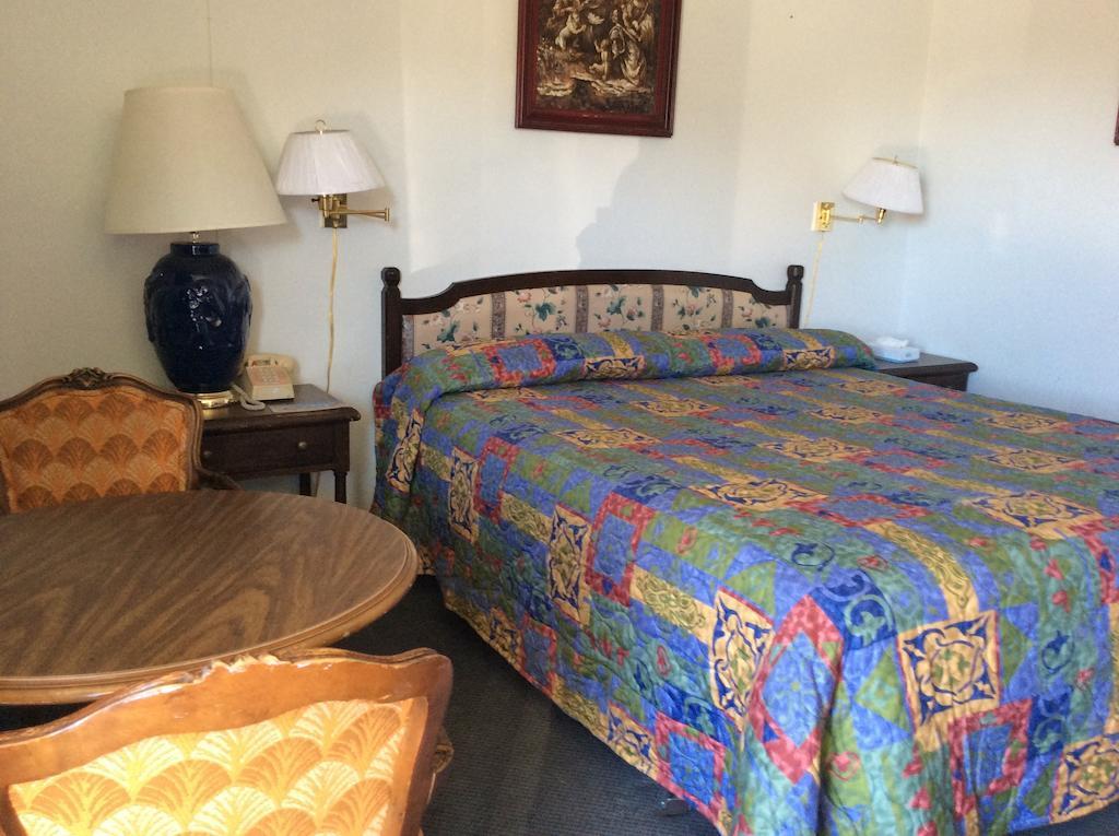 Economy Inn Tonopah Cameră foto